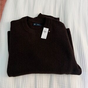 NWT GAP Dark Brown Crewneck Sweater